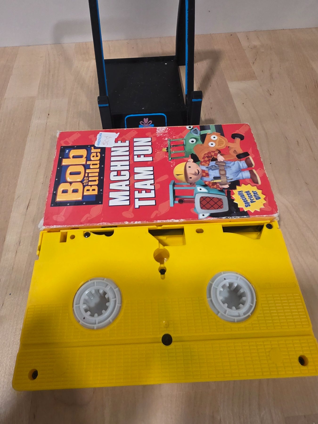 Bob the Builder Teamwork VHS in Machine Team Fun Case HiT Entertainment - Image 4
