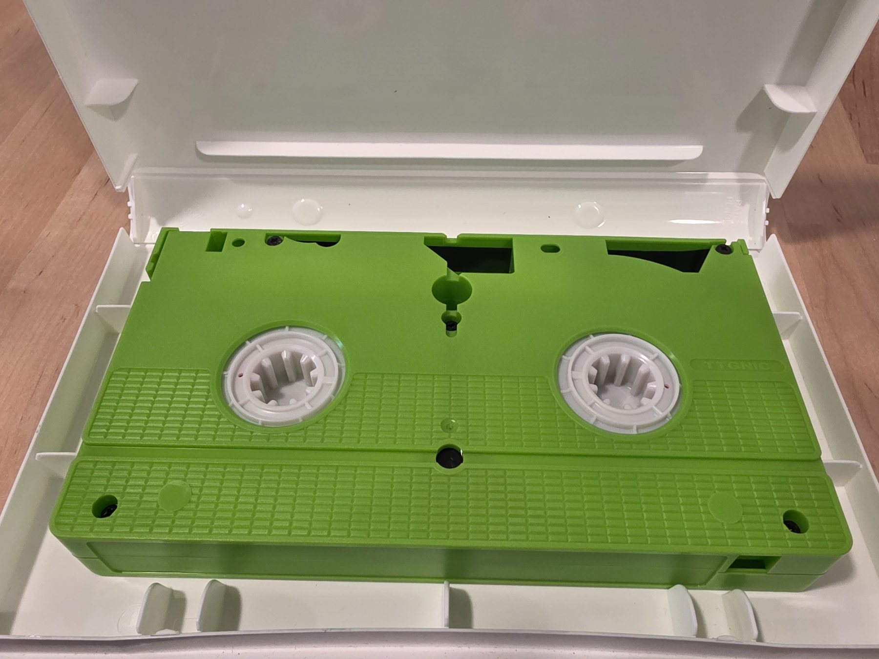 Care Bears Bedtime Stories VHS 2003 Animation Station Clamshell - Image 4