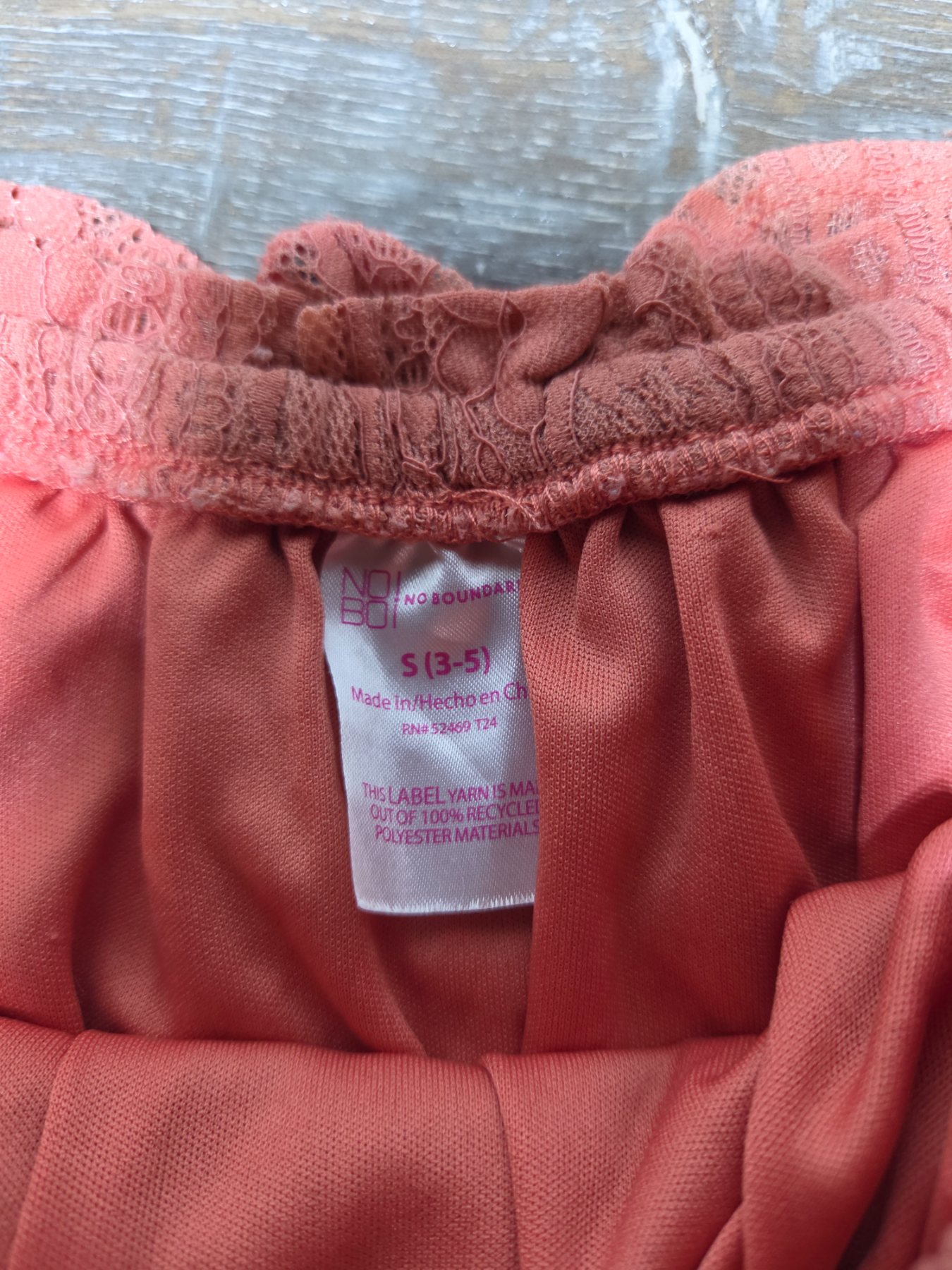 No Boundaries Off Shoulder Lace Ruffle Top Juniors S 3-5 Coral - Image 2