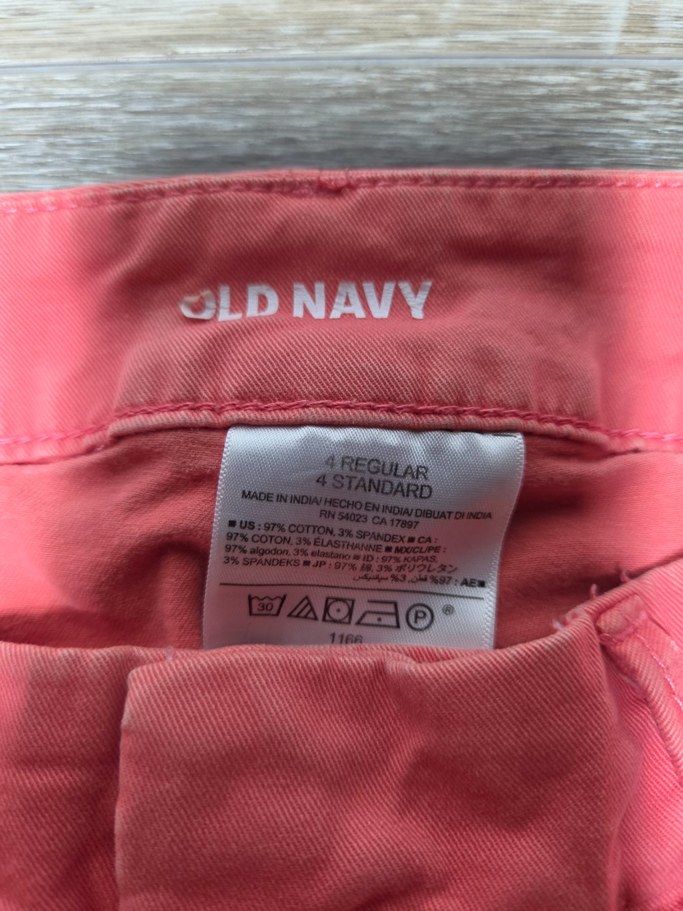 Old Navy Chino Pants Women's 4 Regular Coral Pink Stretch Straight Leg - Image 2