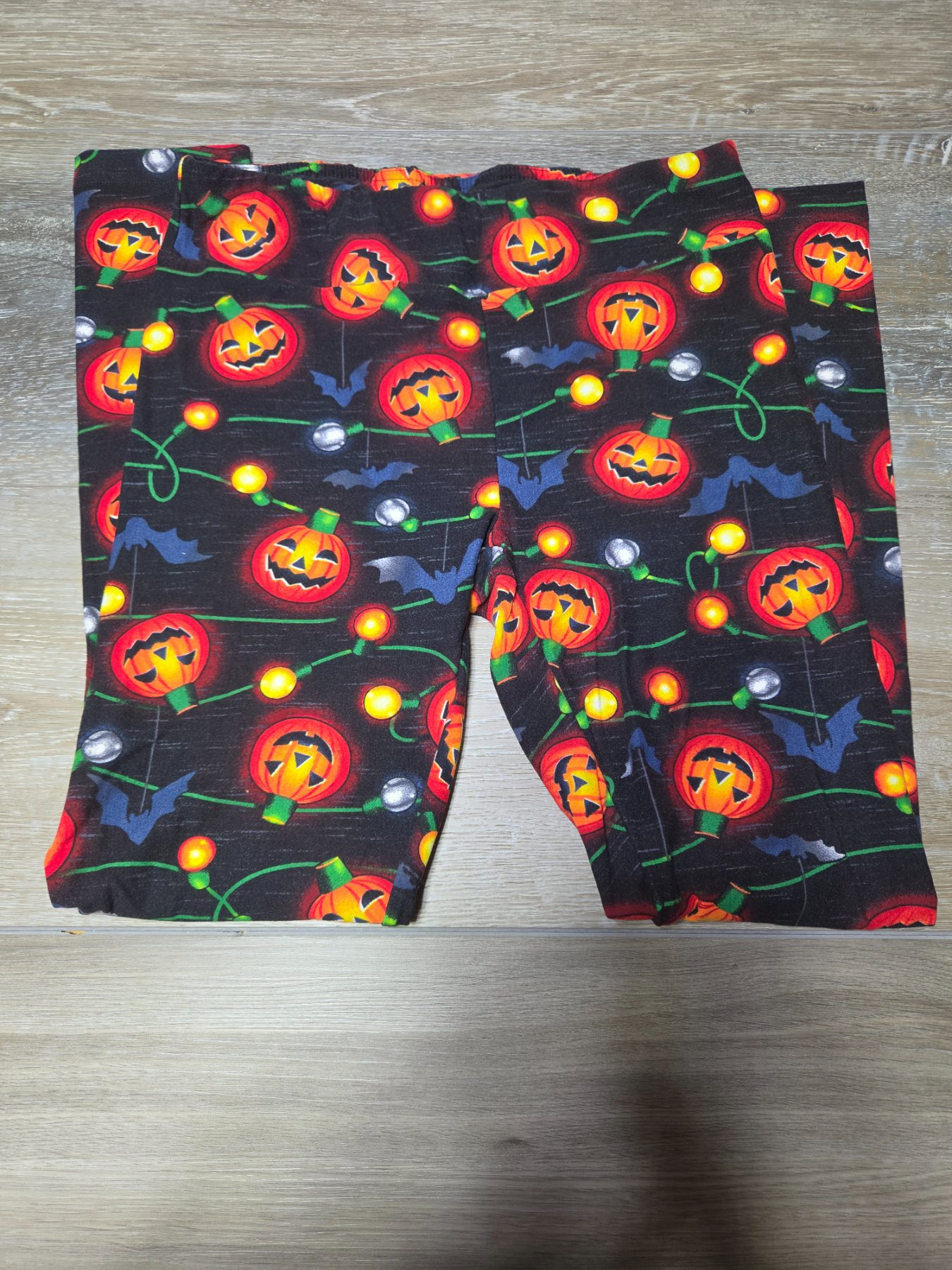Celebrate Halloween Girls S 4-6 Pumpkin Bats Leggings Black