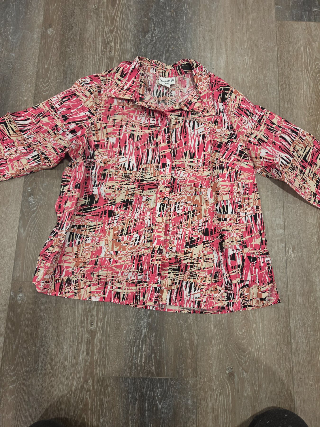 Breckenridge Woman Button Front Blouse Women 1X Pink Abstract Print