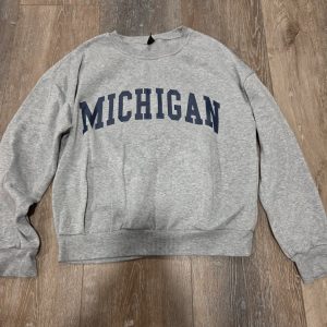 SHEIN Michigan Graphic Crewneck Sweatshirt Women’s L Gray