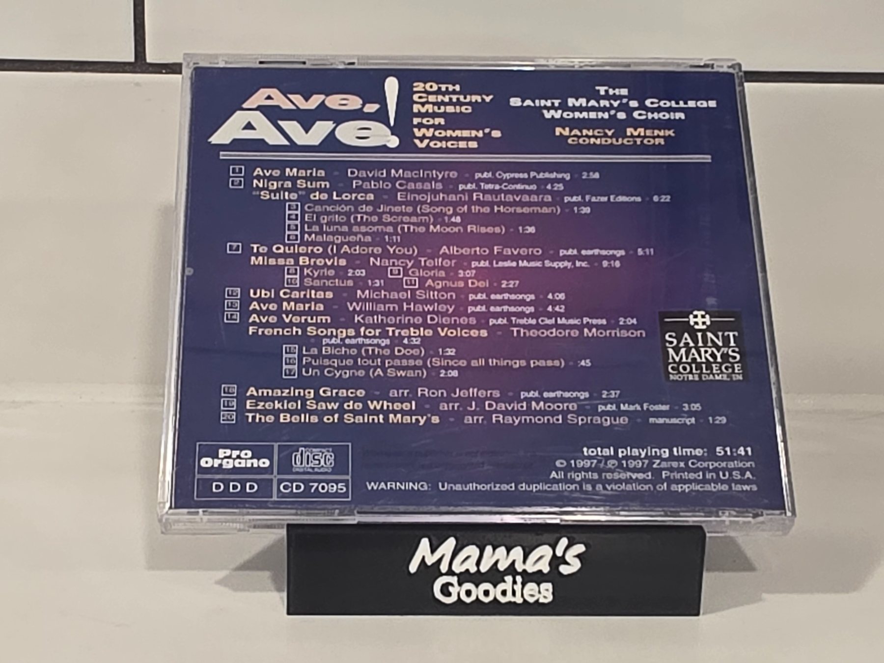 Saint Mary's College Women's Choir Ave Ave! 1997 CD Nancy Menk - Image 2