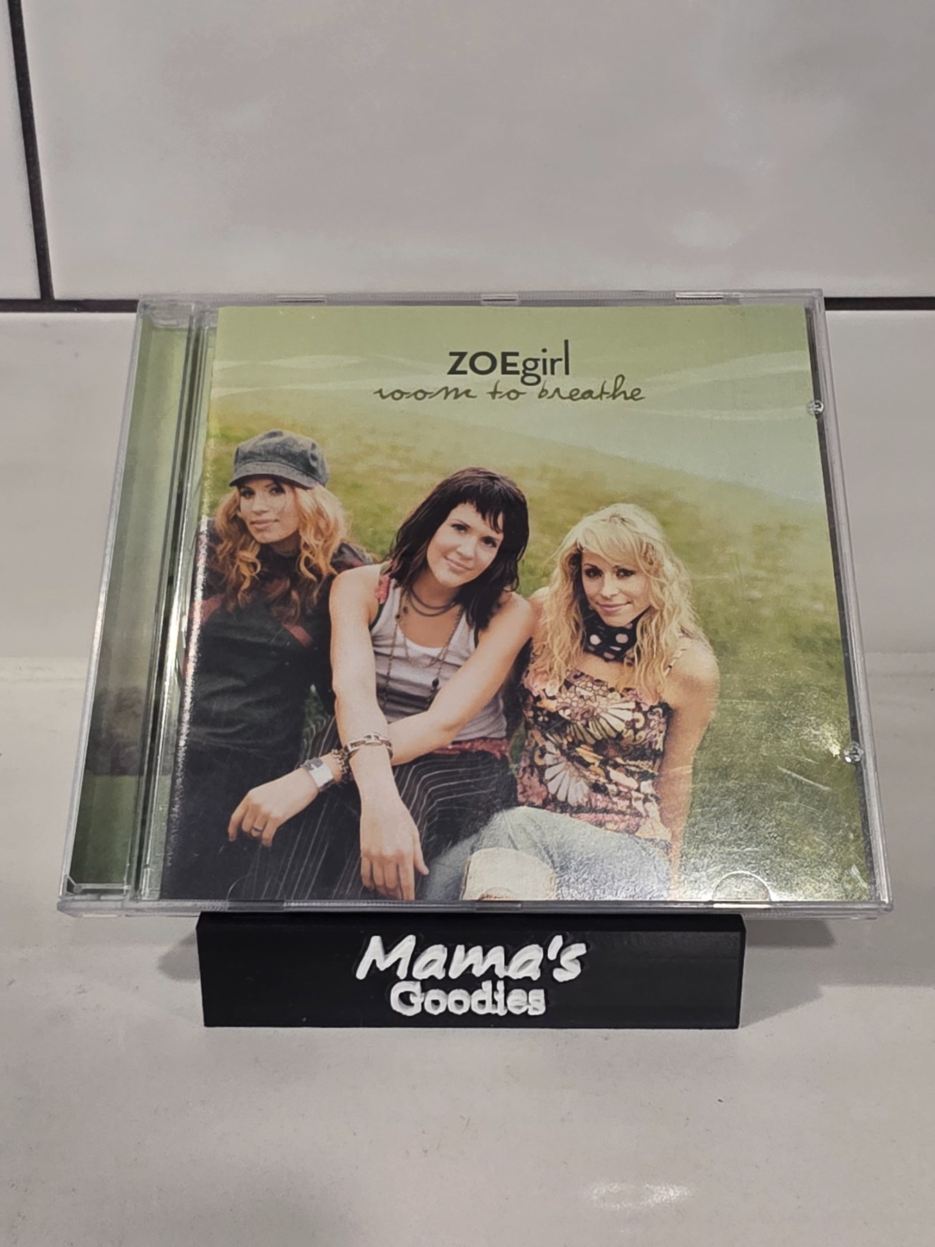 ZOEgirl Room to Breathe CD 2005 Sparrow Records Enhanced