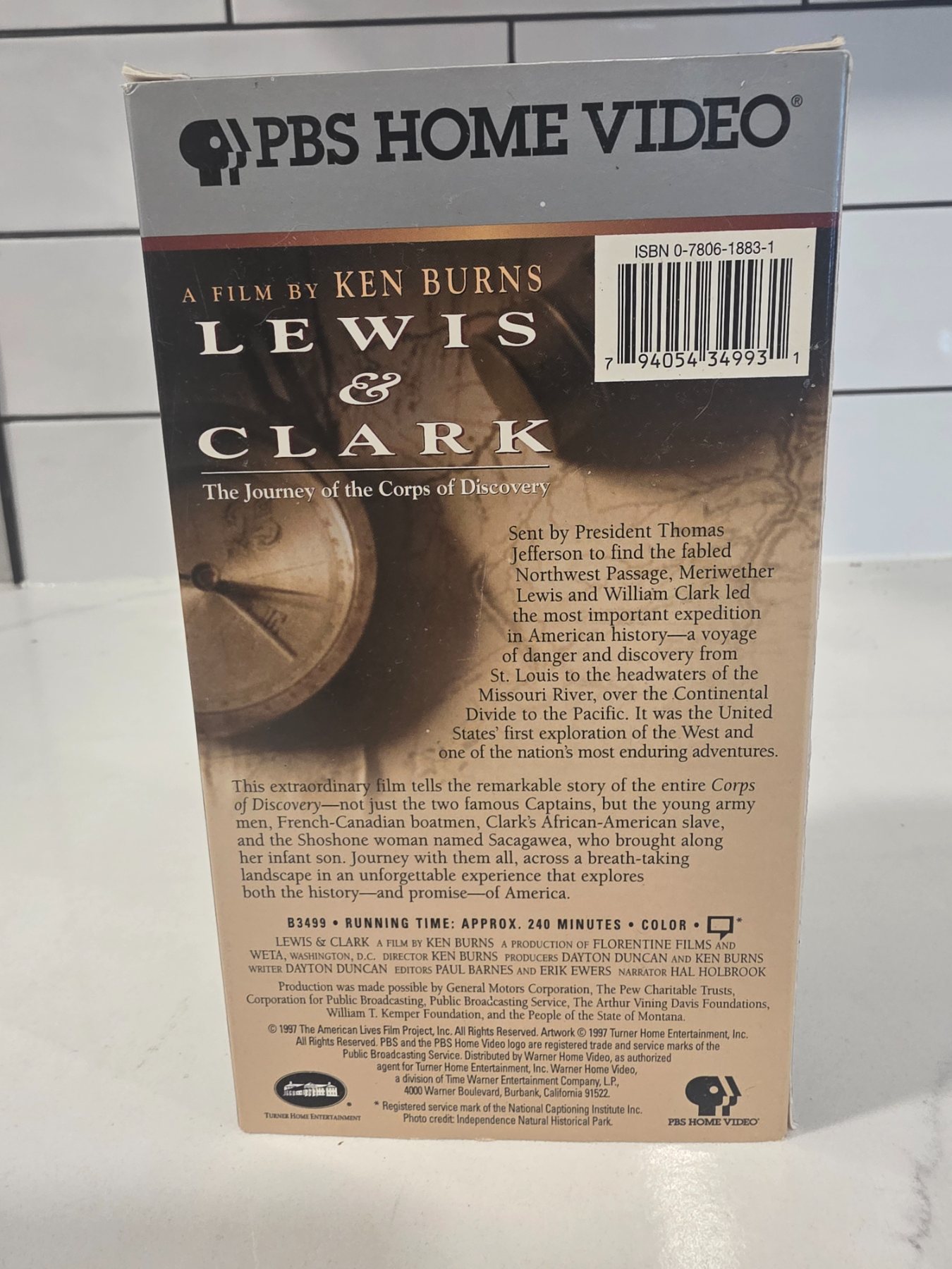 Ken Burns Lewis & Clark Journey of the Corps of Discovery VHS 2 Tape Set - Image 2