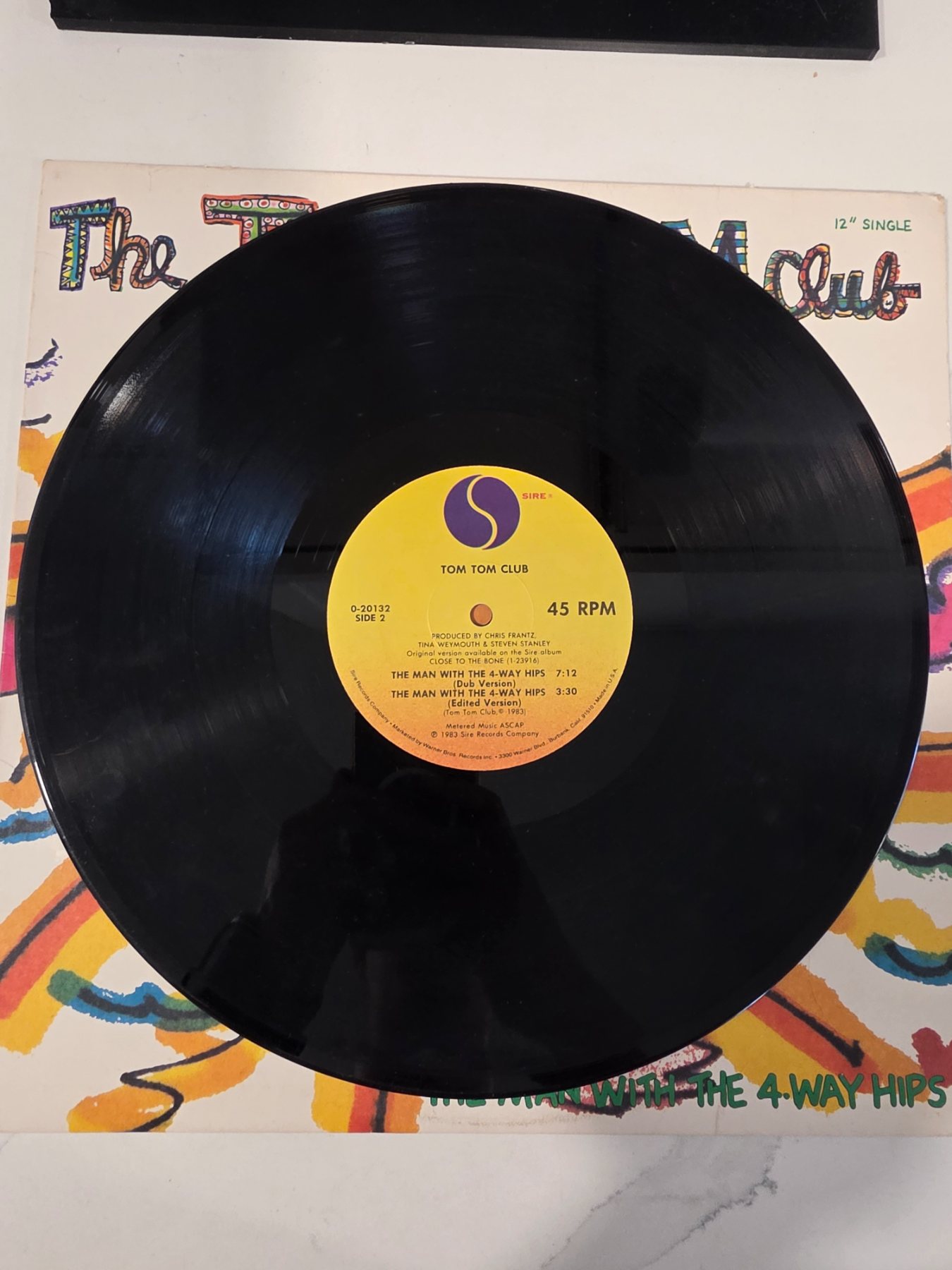Tom Tom Club The Man With the 4-Way Hips 1983 12" 45 RPM Sire 0-20132 - Image 4