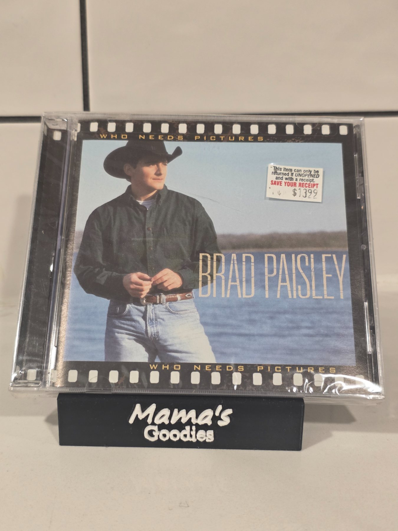 Brad Paisley Who Needs Pictures CD 1999 Arista Nashville
