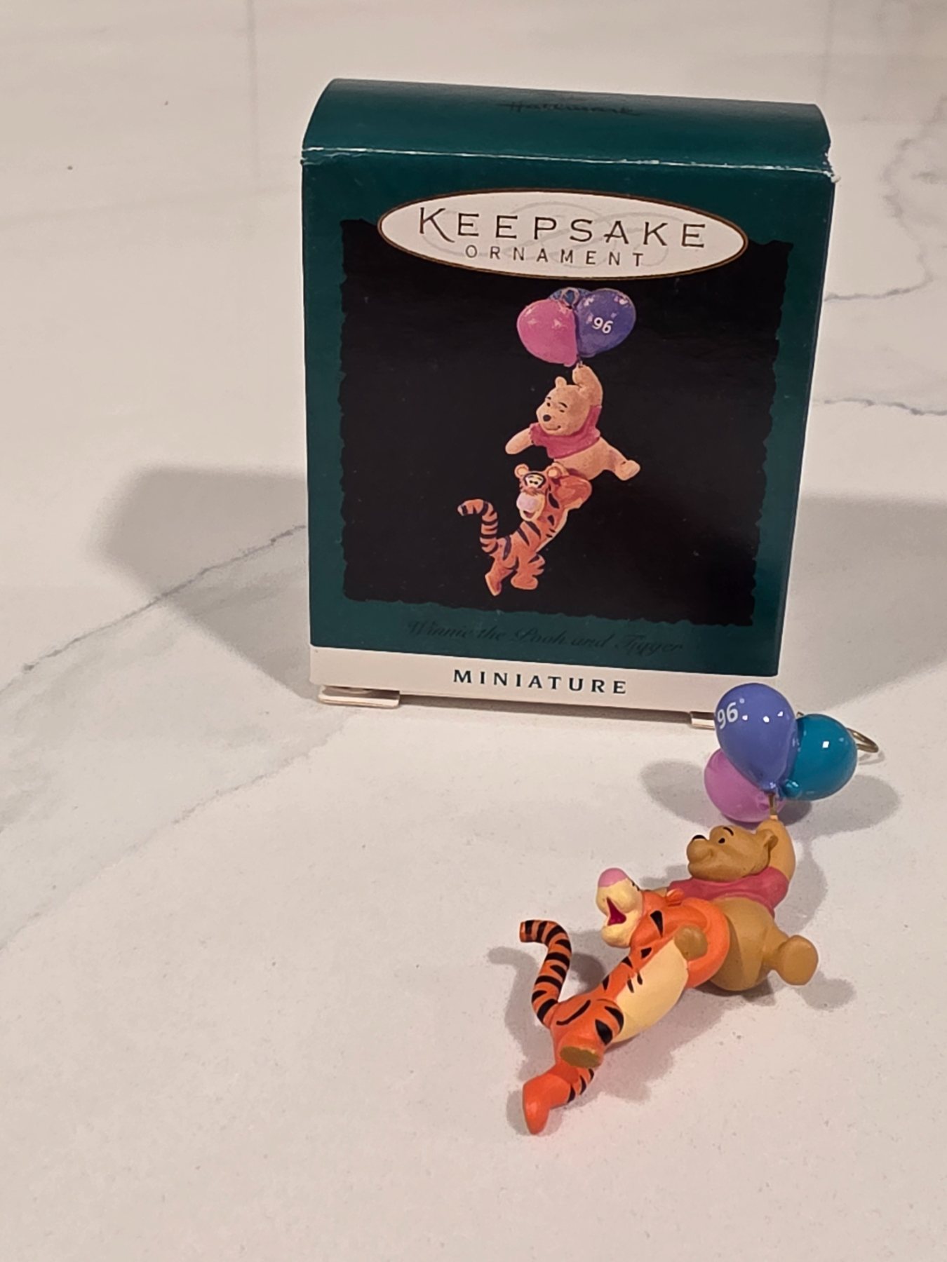 Hallmark Keepsake 1996 Winnie the Pooh & Tigger Miniature Ornament