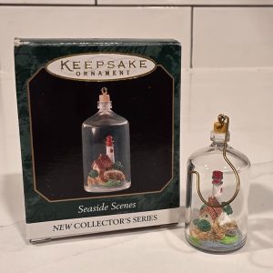 Hallmark Keepsake Seaside Scenes 1999 Miniature Lighthouse Ornament QXM4649