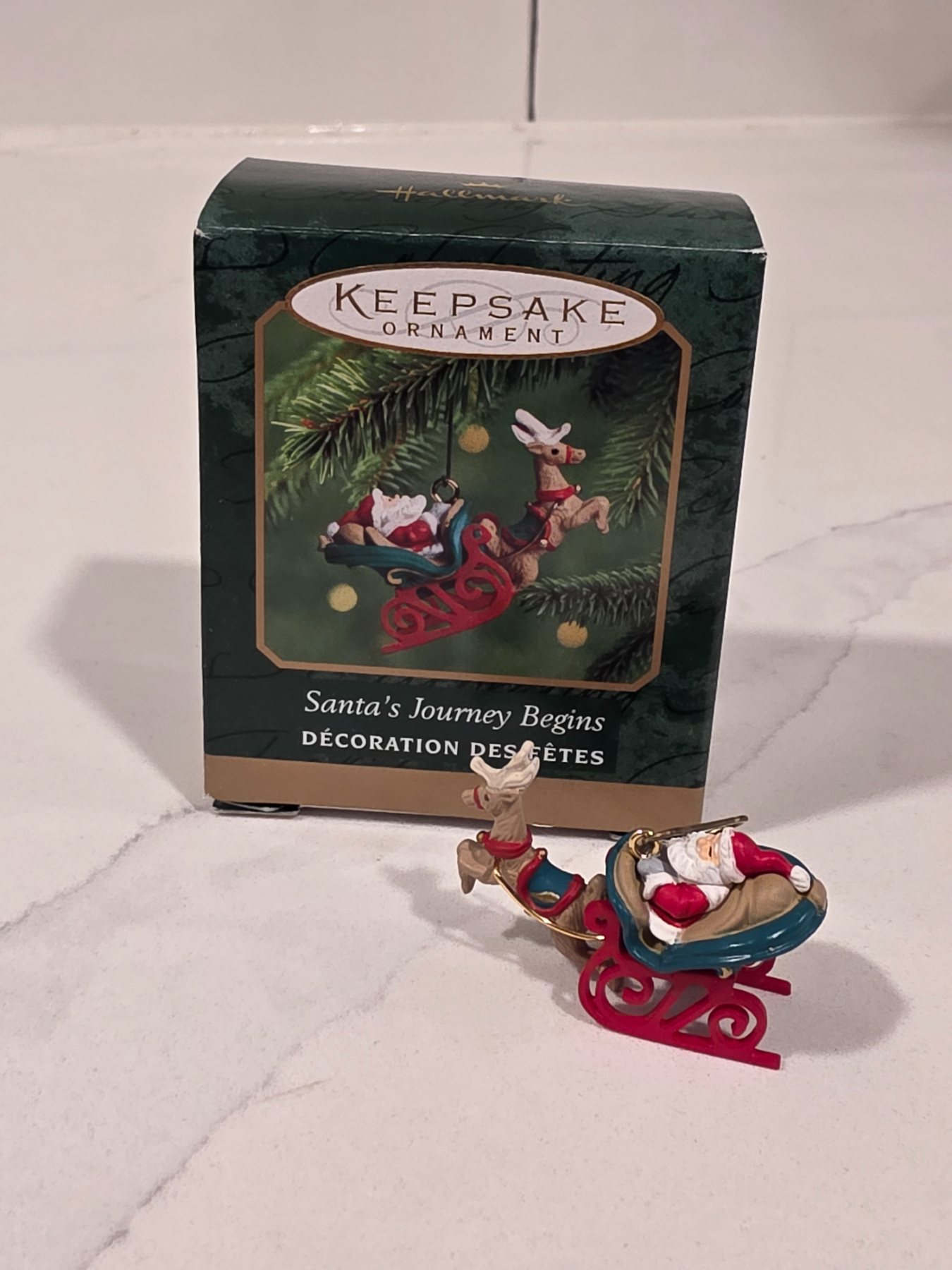 2000 Hallmark Keepsake Santa's Journey Begins Miniature Ornament QXM6004