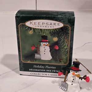 Hallmark 2000 Holiday Flurries #2 Miniature Snowman Keepsake Ornament