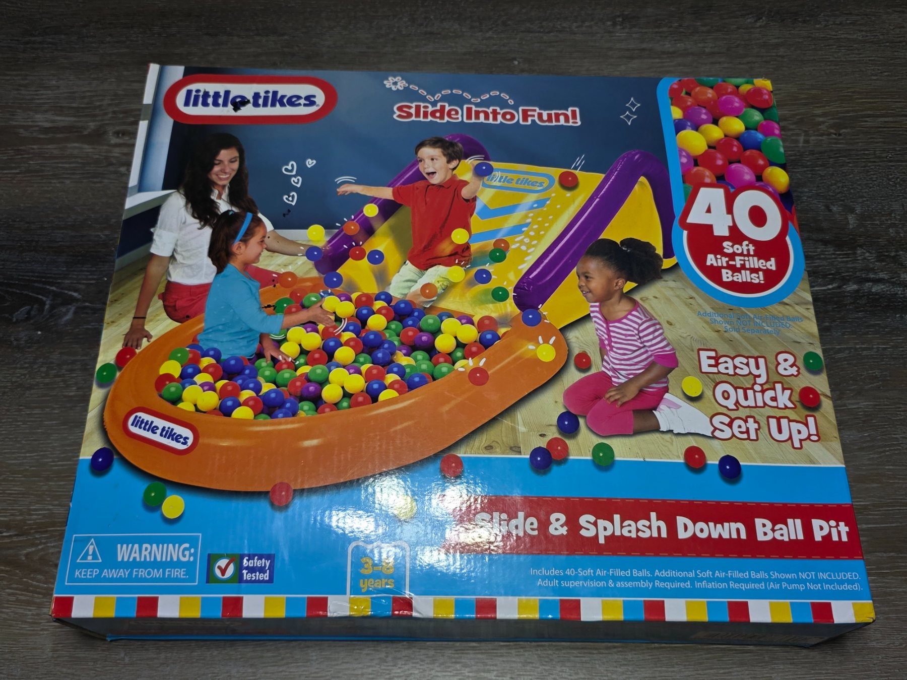 Little Tikes Slide & Splash Down Ball Pit 40 Air-Filled Balls Ages 3-8