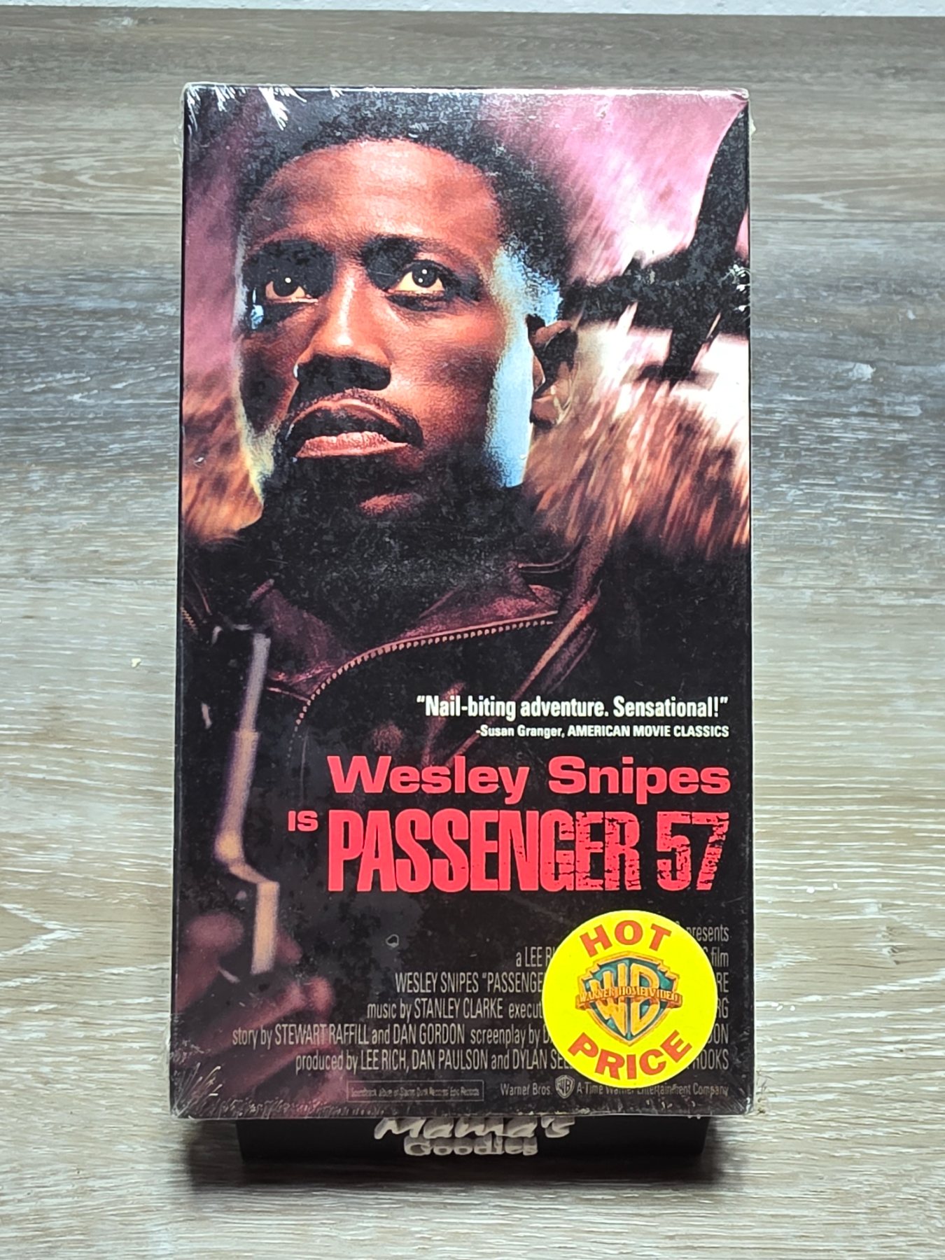 Passenger 57 VHS Wesley Snipes Warner Home Video 1992