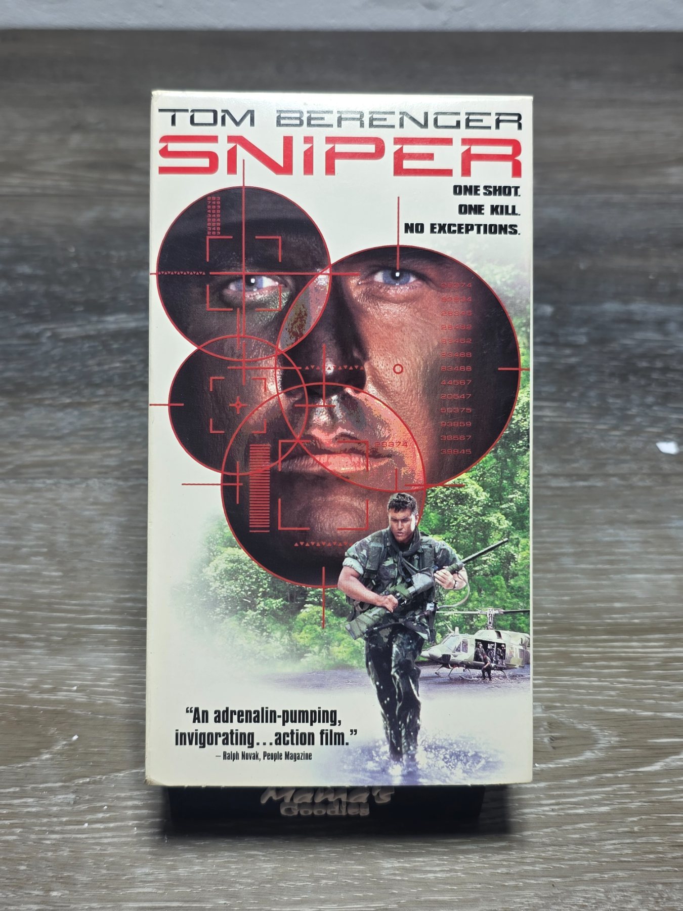 Sniper VHS Tom Berenger Billy Zane Columbia TriStar Home Video