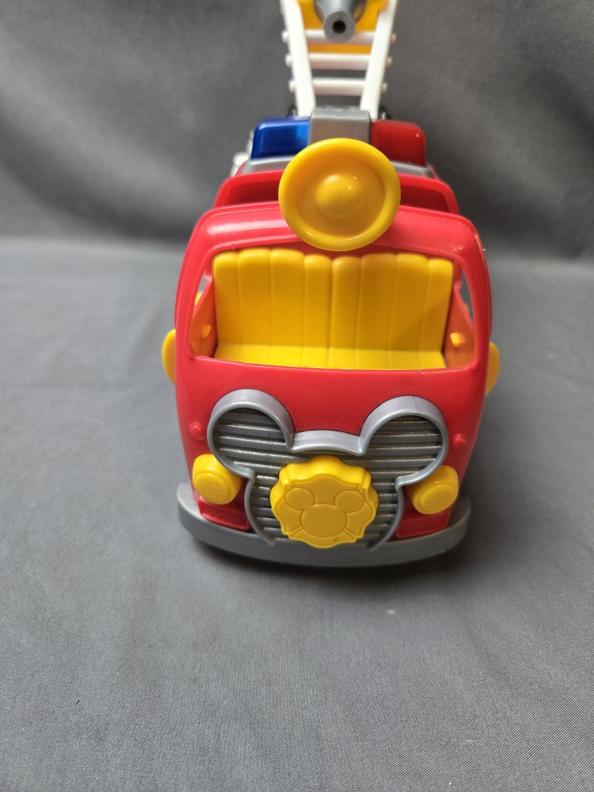 Just Play Mickey's Fire Engine Mickey Mouse Fire Truck Works! - Image 6