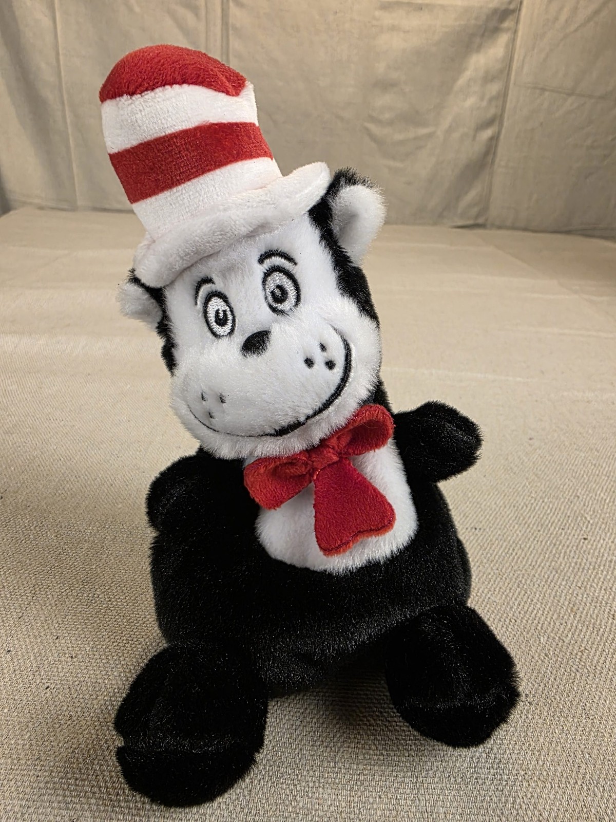 Aurora Dr. Seuss Cat in the Hat Plush Toy Stuffed Animal - Image 2