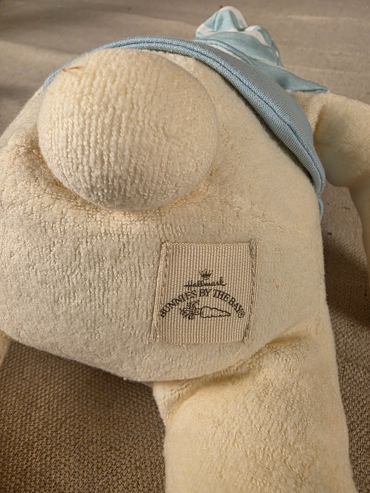 Hallmark Bunnies By The Bay Buttercup Bunny Plush 2003 Vintage - Image 5