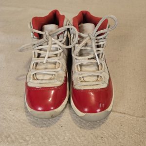 Nike Jordan 11 Retro Kids Sneakers Red White Size 1.5Y