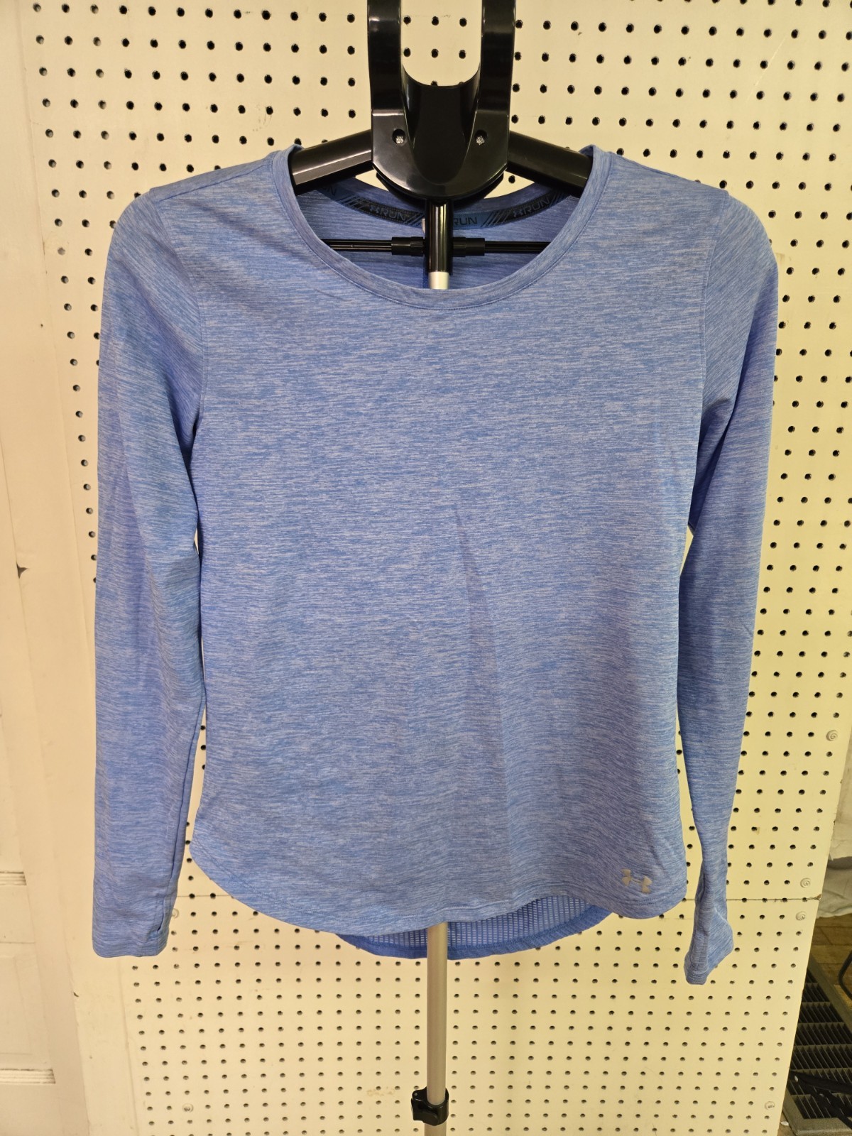 Under Armour Run Heat Gear Womens M Long Sleeve Athletic Shirt Lightweight Blue