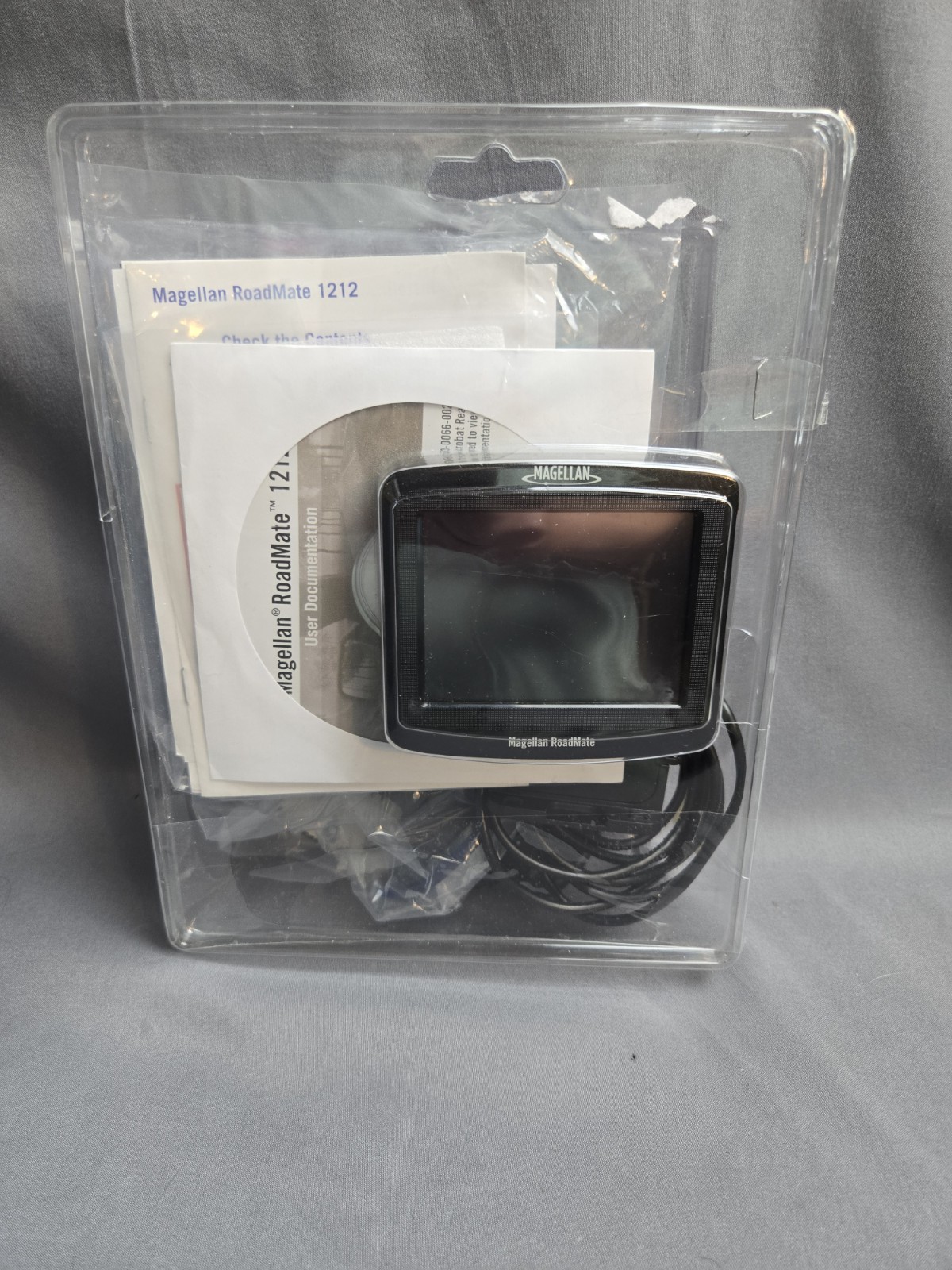 Magellan RoadMate 1212 Portable Car GPS Navigator System 3.5" LCD USA/Canada