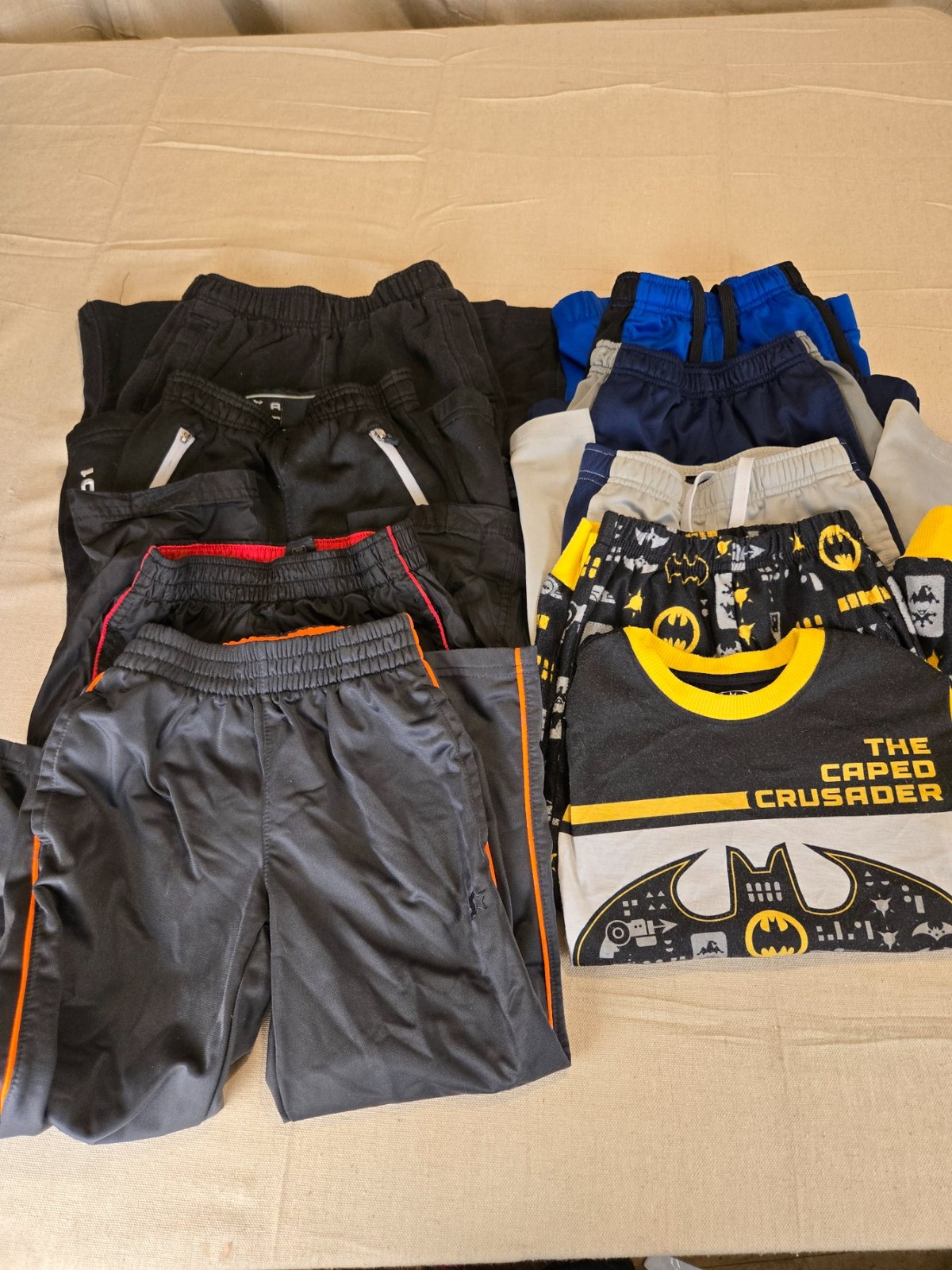 Boys Pants and Batman Pajama Set Size 4/5