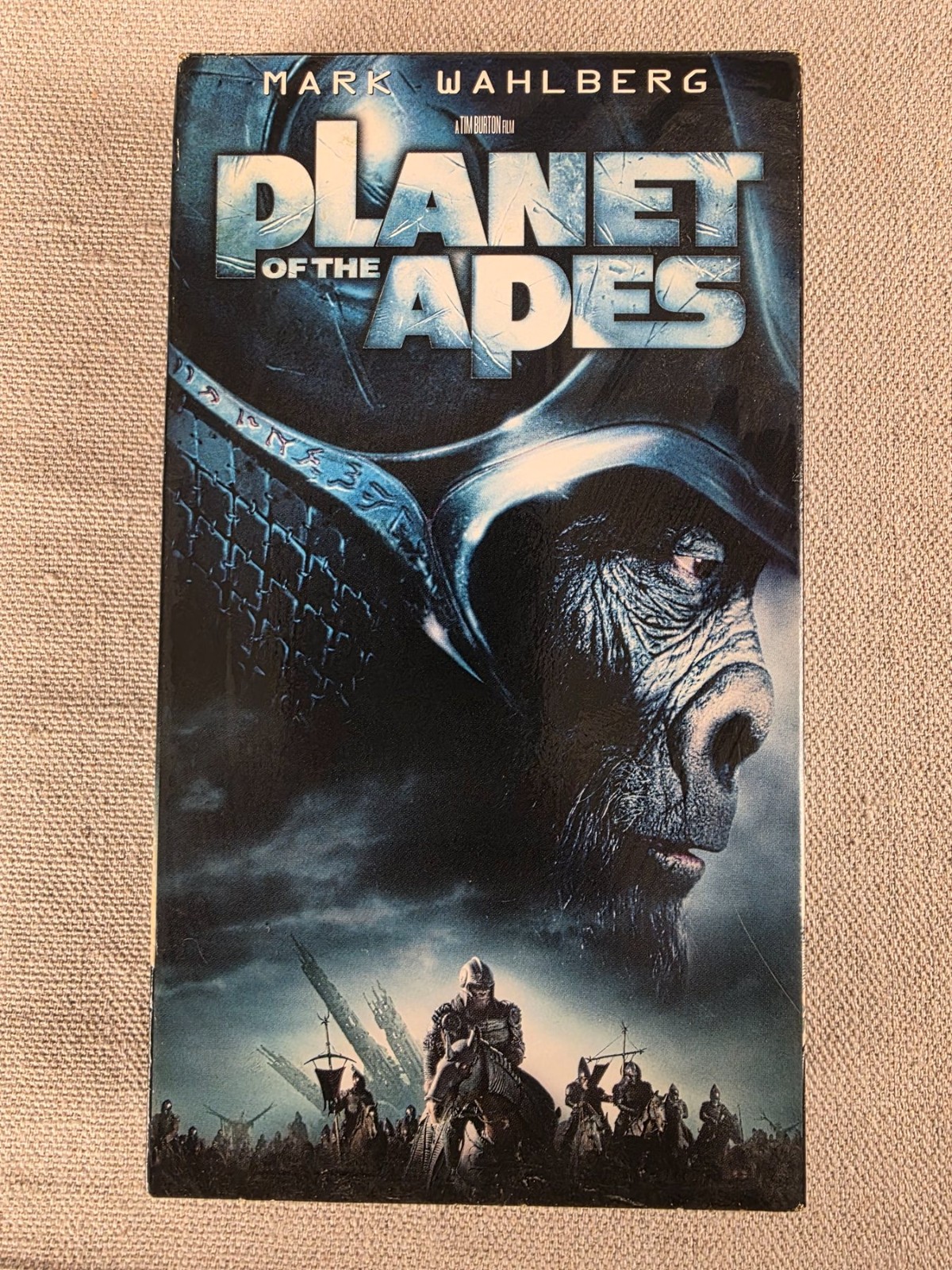 Planet of the Apes VHS 2001 Mark Wahlberg Tim Burton