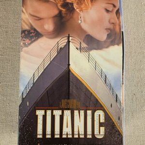 Titanic 1997 VHS 2-Tape Set James Cameron Film 11 Academy Awards
