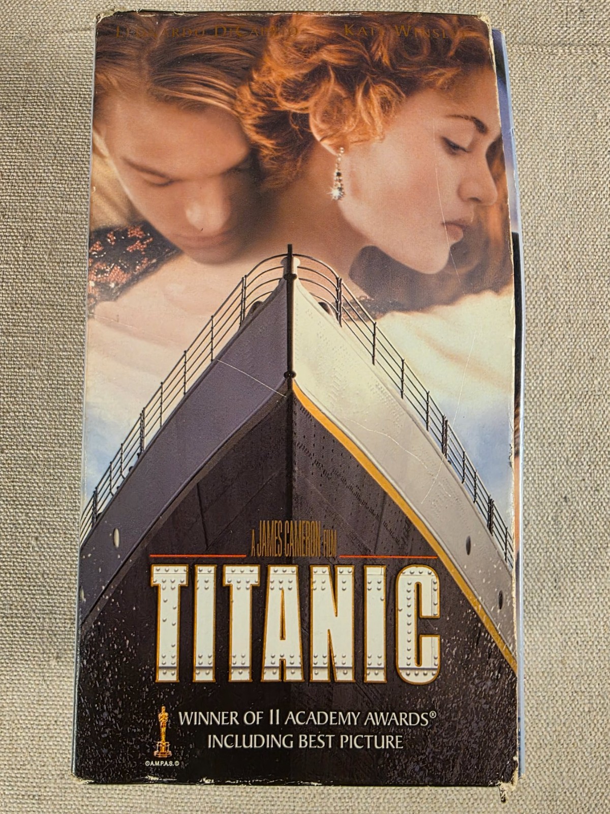 Titanic 1997 VHS 2-Tape Set James Cameron Film 11 Academy Awards