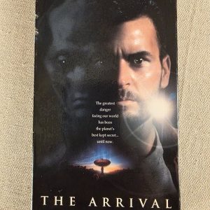 The Arrival VHS 1996 Charlie Sheen Sci-Fi Thriller Movie