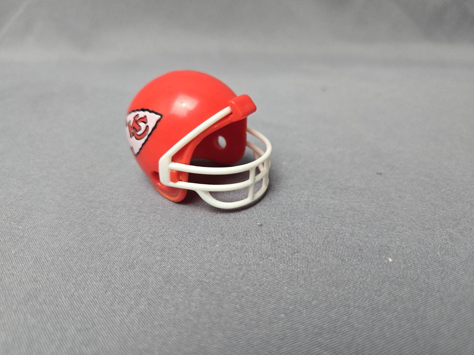 Kansas City Chiefs NFL 2013 Riddell Micro Mini Helmet