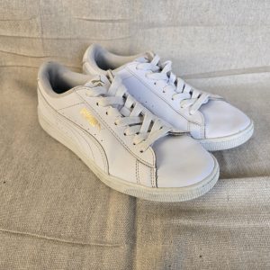 Puma Women’s Size 7 White Leather Sneakers 370468-01 Casual Lace Up Shoes...