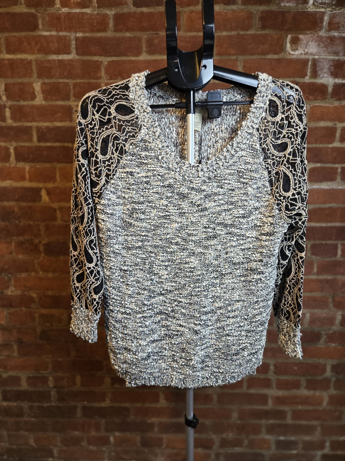 Escio Sweater Womens Large Marled Acrylic Knit Lace Sleeve Pullover Gray Black L