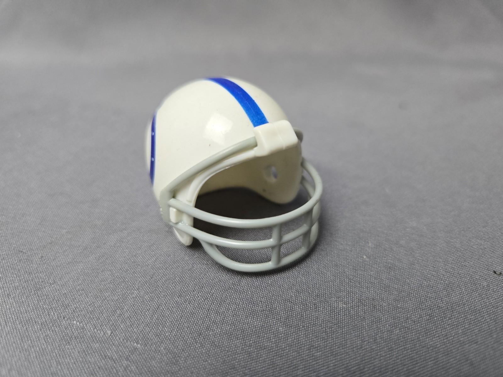 Indianapolis Colts Riddell Mini Helmet Nfl Football 3 5/8