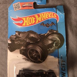 2015 Hot Wheels HW City Batman Arkham Knight Batmobile 61/250 (A7)