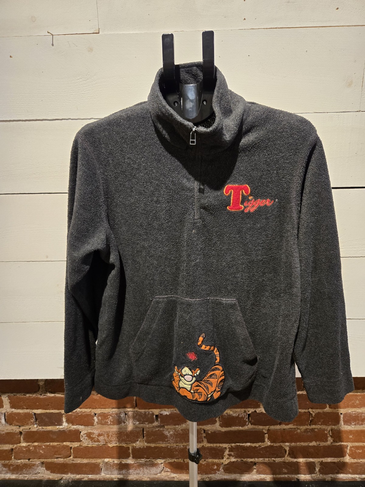 Disney Tigger Fleece Pullover – Women’s Large – Half Zip – Gray