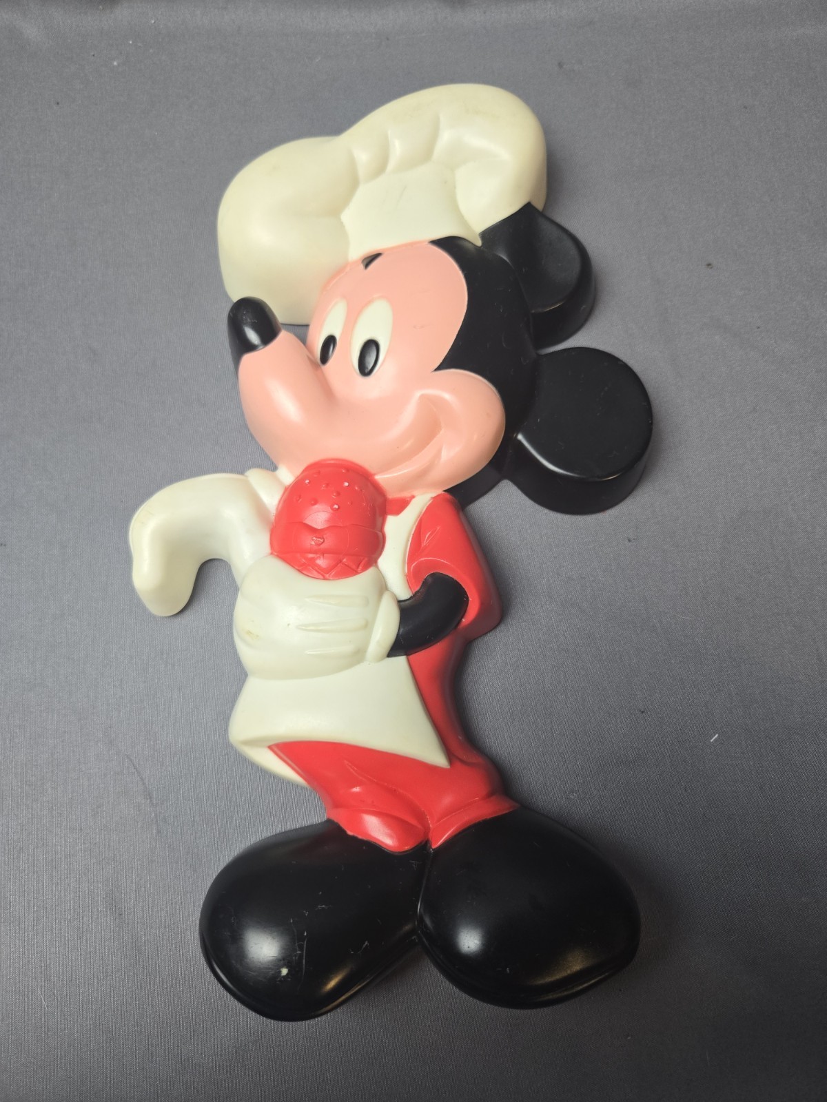 Vintage Disney Hard Plastic Chef Mickey Mouse Wall Hanging Plaque
