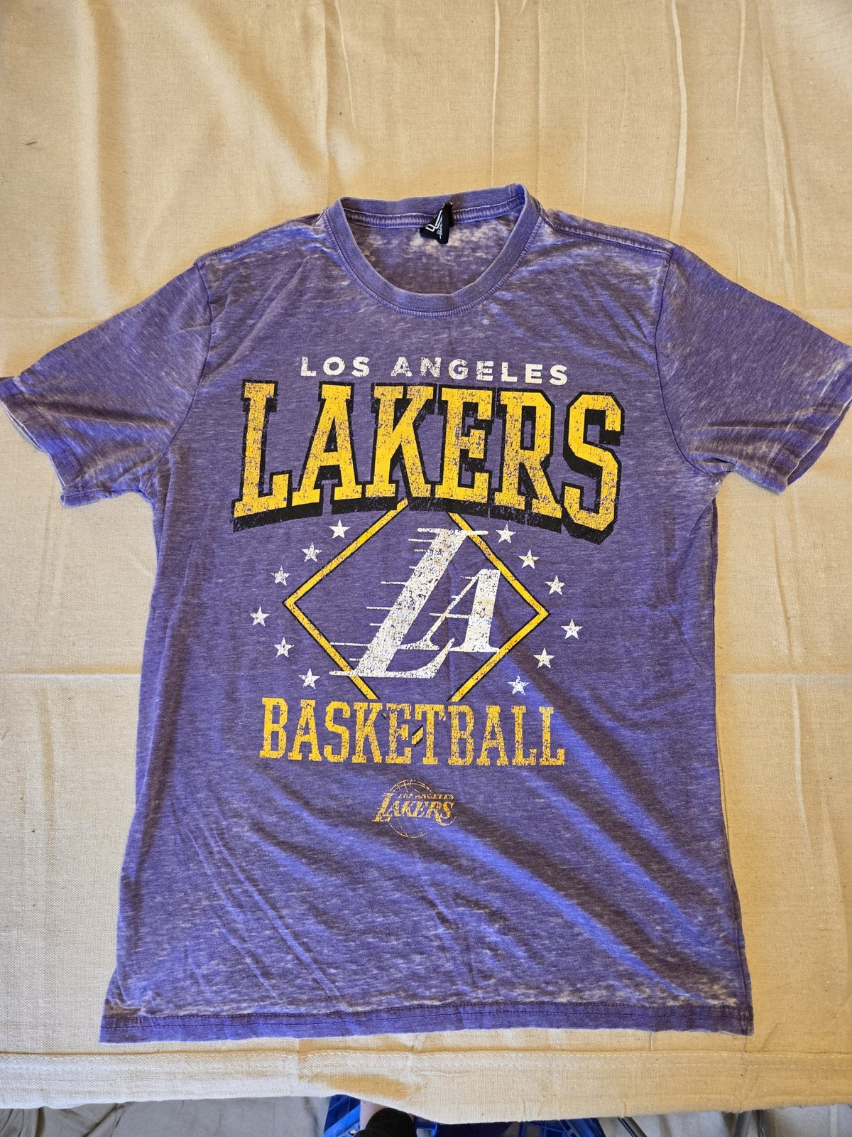 Ultra Game Los Angeles Lakers Basketball T-Shirt Medium Purple