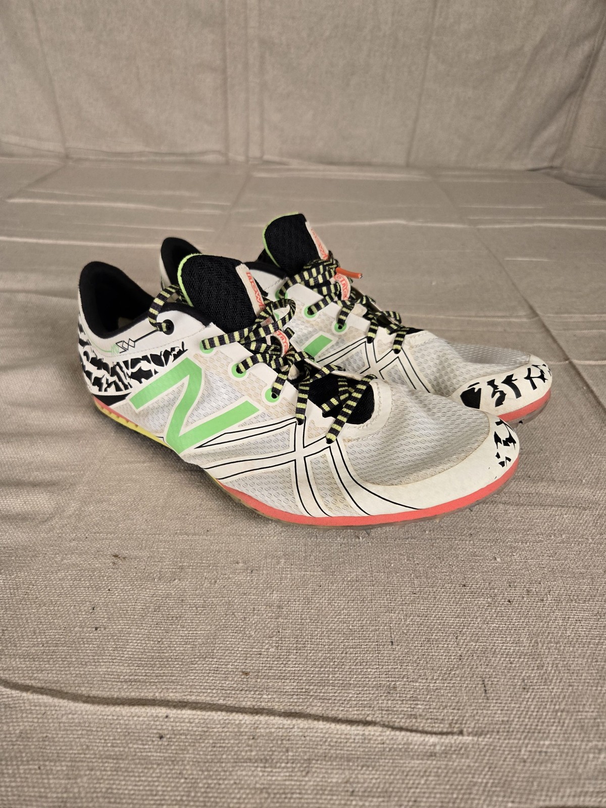 New Balance Track Shoes MMD500W3 Women's Size 9 White Green Used