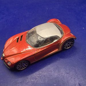 Hot Wheels Golden Arrow Red Diecast Toy Car 2002 Used