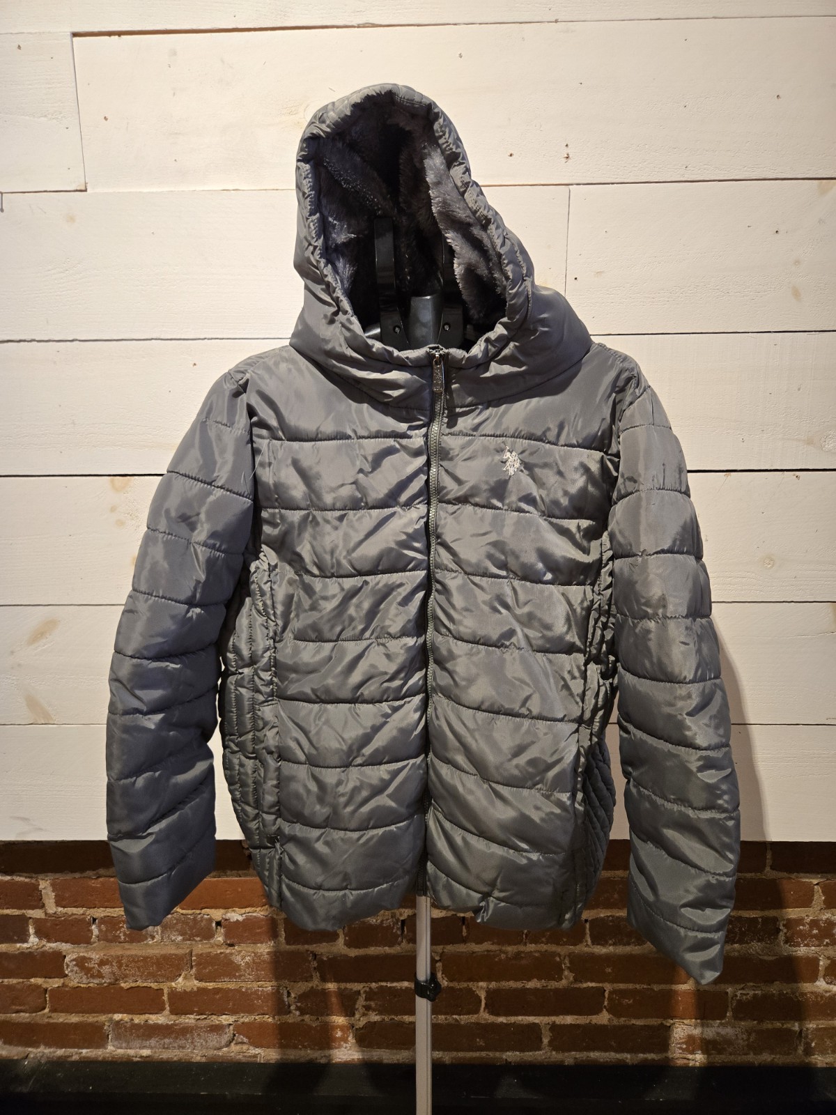 U.S. Polo Assn Women’s Puffer Jacket – Size 2X – Gray – Hooded – Faux Fur Lining