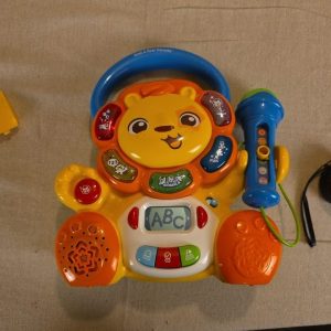 VTech Zoo Jamz Rock & Roar Karaoke Kids Lion Face Toy Used