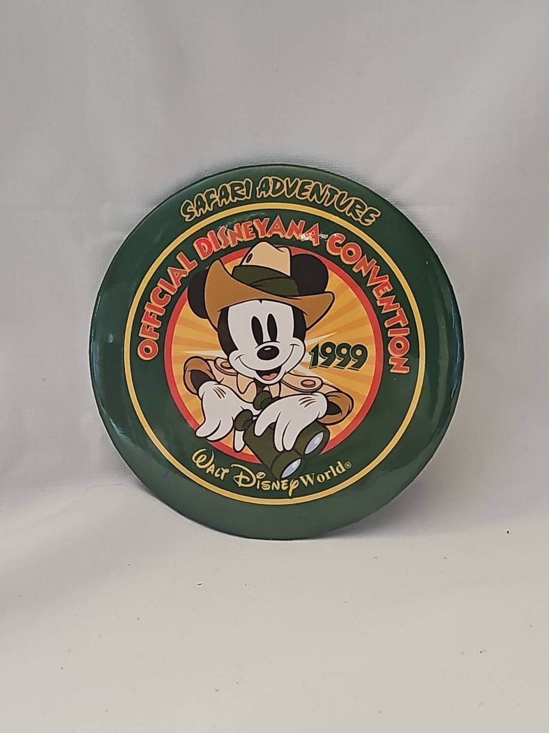 1999 Disneyana Convention Walt Disney World  Mickey Pin Back Button