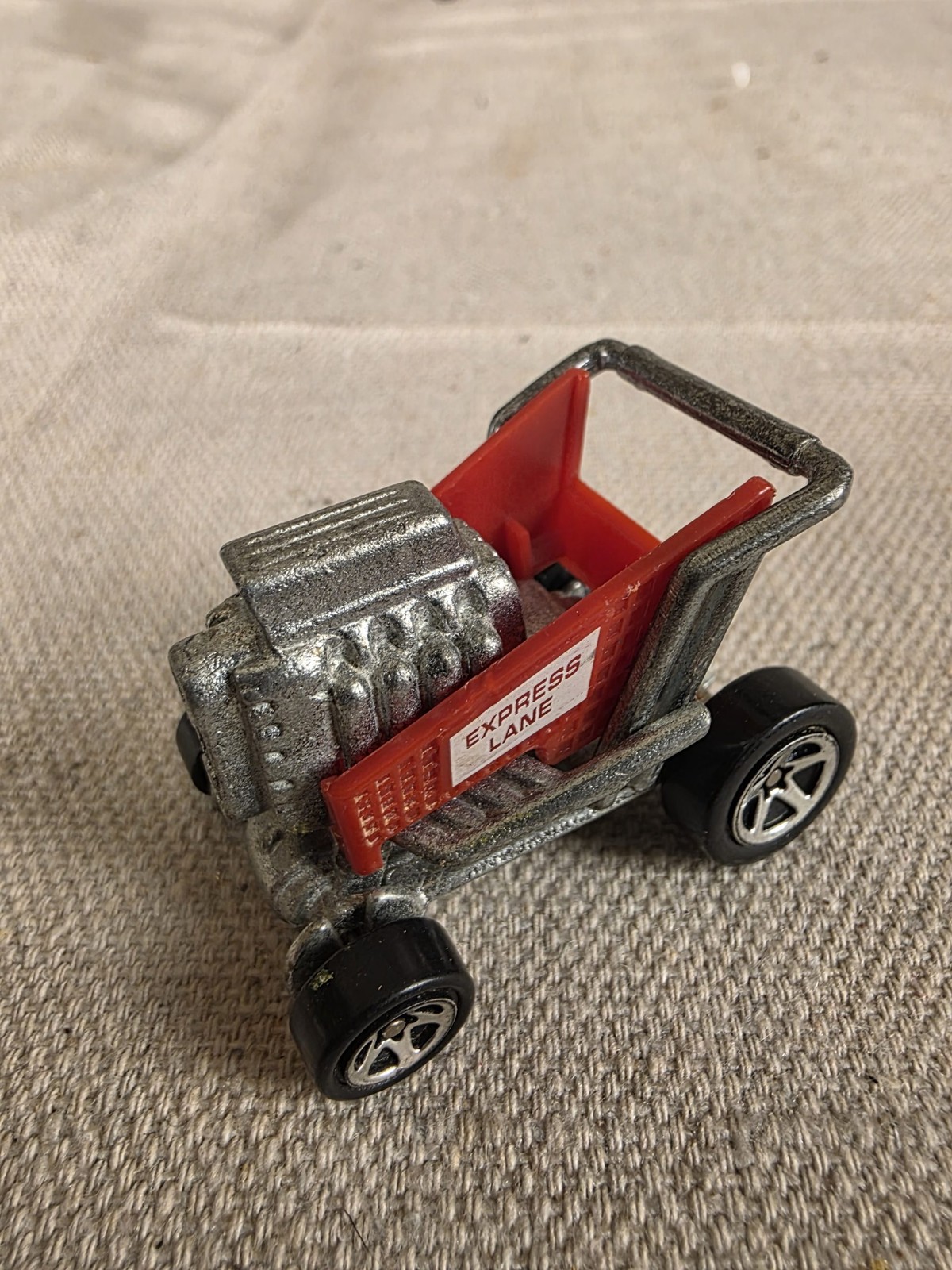 1998 Hot Wheels Express Lane Red Shopping Cart Diecast Toy Car Used