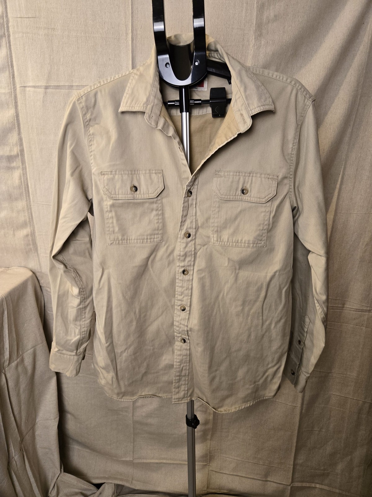Wrangler Men's Button Down Long Sleeve Shirt Medium Tan Beige