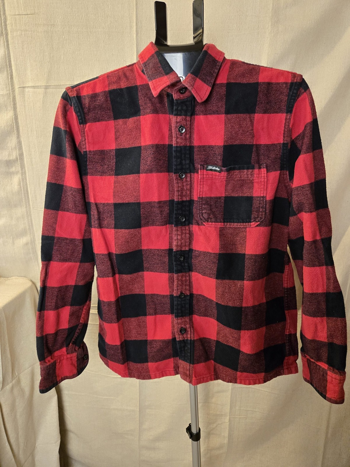 Hollister Men's Red Black Plaid Flannel Shirt Small Used
