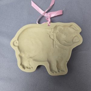 Brown Bag Cookie Art Pig W/Bow Tie Animal Baking Cookie Press Mold 1986