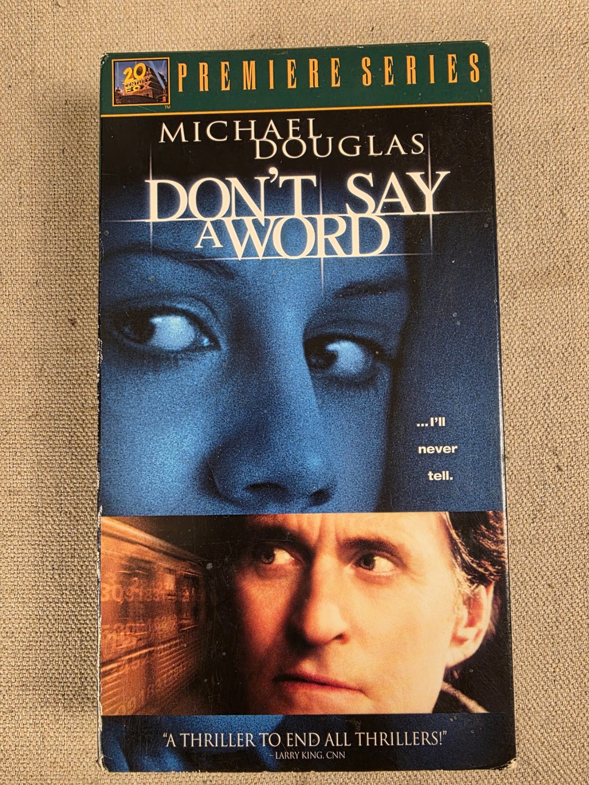 Don't Say a Word VHS Premiere Series Michael Douglas Thriller 2001