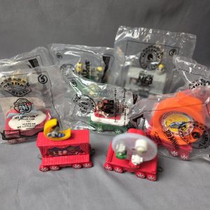 McDonald’s Happy Meal Holiday Express – 2017 – Lot of 9 Trains – 7 NEW / 2 Open