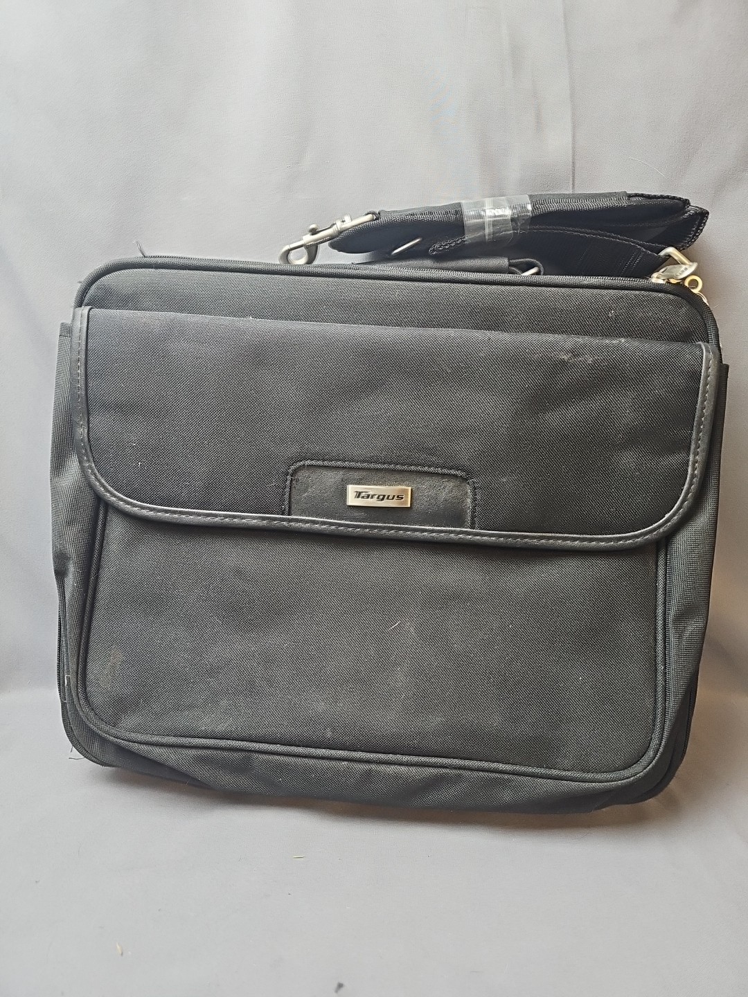 Targus Black Laptop Messenger Bag Shoulder Strap Black
